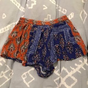 Patterned elastic shorts